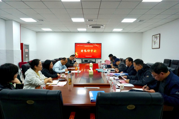 “春雨润物”辅导员名师工作室结题验收校内评审顺利完成