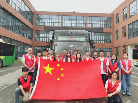 党团合力齐服务,青春献礼庆华诞|我校开展“青春献礼国庆 助力学子出行”志愿服务活动